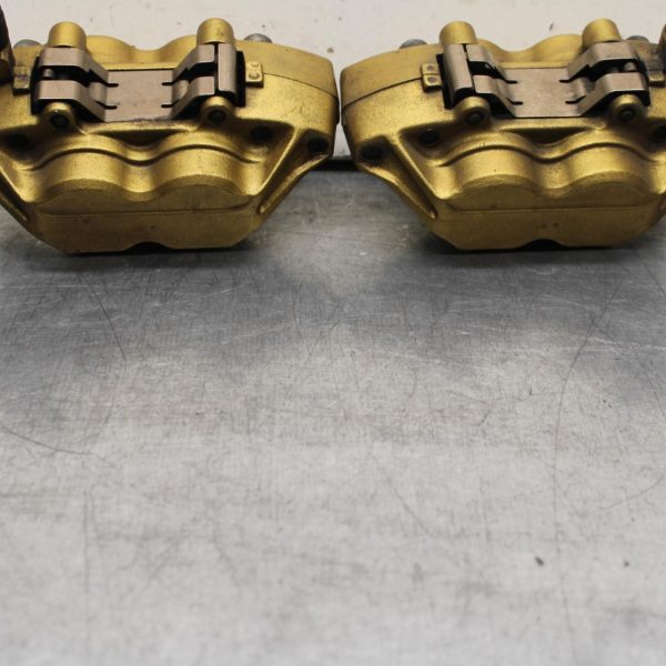 03-04 HONDA CBR600RR RIGHT LEFT FRONT BRAKE CALIPER SET PAIR CALIPERS BB628