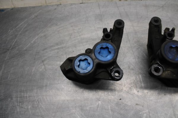 03-04 YAMAHA YZF R6  RIGHT LEFT FRONT BRAKE CALIPER SET PAIR CALIPERS BB481 - Image 3