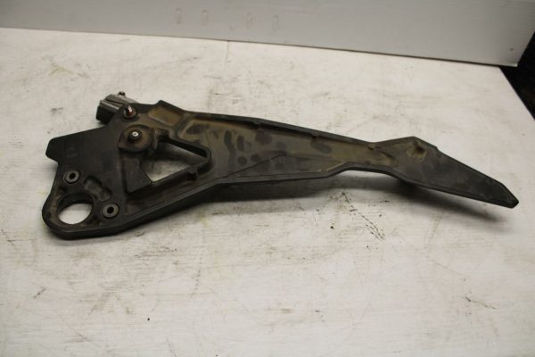 09 YAMAHA FZ6 LEFT REARSET REAR SET DRIVER FOOT PEG REST STOP BB295 - Image 5