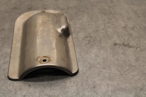 1982 Suzuki GS1100ES ENGINE STARTER MOTOR COVER BB55 - Image 12