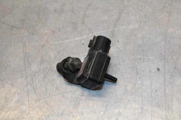 2001 Suzuki GSXR600 MAP MASS AIR FLOW PRESSURE SENSOR 15620-35F00 BB59 - Image 8