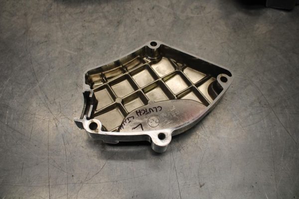 07-08 YAMAHA V STAR 1100 CHROME ENGINE MOTOR TIMING CHAIN COVER BB71 - Image 4