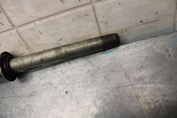 1993 Suzuki GSXR1100W FRONT WHEEL RIM AXLE PIVOT BOLT BB46 - Image 6