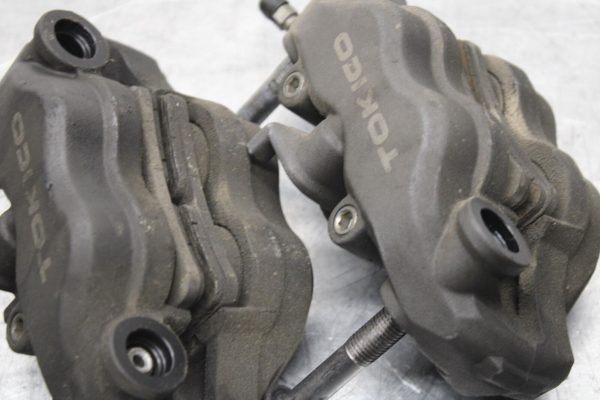 2007 Honda CBR600RR RIGHT LEFT FRONT BRAKE CALIPER SET PAIR CALIPERS BB596 - Image 11