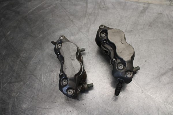 22 KTM 890 ADVENTURE   RIGHT LEFT FRONT BRAKE CALIPER SET PAIR CALIPERS BB514 - Image 8