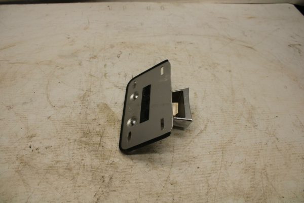 05-09 SUZUKI BOULEVARD C90 LICENSE PLATE HOLDER BB357 - Image 3