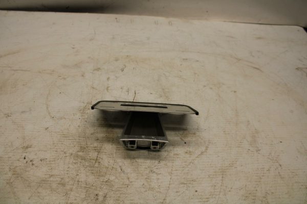 05-09 SUZUKI BOULEVARD C90 LICENSE PLATE HOLDER BB357 - Image 4