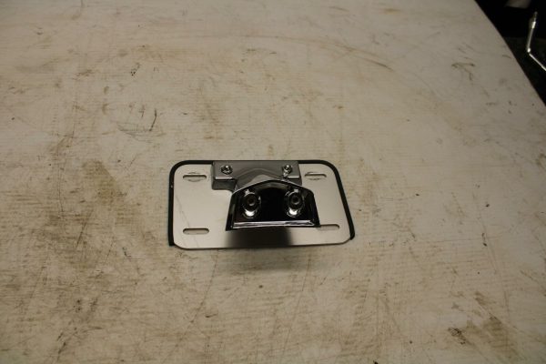 05-09 SUZUKI BOULEVARD C90 LICENSE PLATE HOLDER BB357 - Image 7