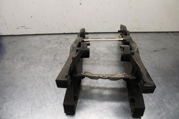 06-07 SUZUKI GSXR 600 750 FRONT SUBFRAME SUB FRAME BB98 - Image 3