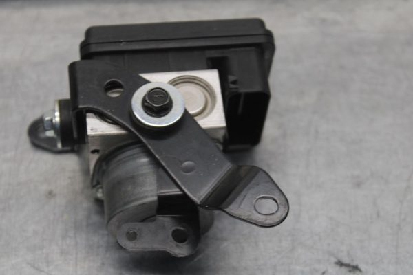 12-17 KAWASAKI ER-6N Z650 ABS PUMP UNIT MODULE BB607 - Image 11