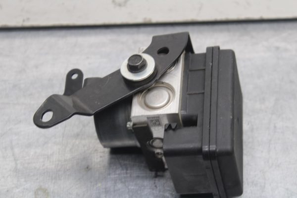 12-17 KAWASAKI ER-6N Z650 ABS PUMP UNIT MODULE BB607 - Image 10