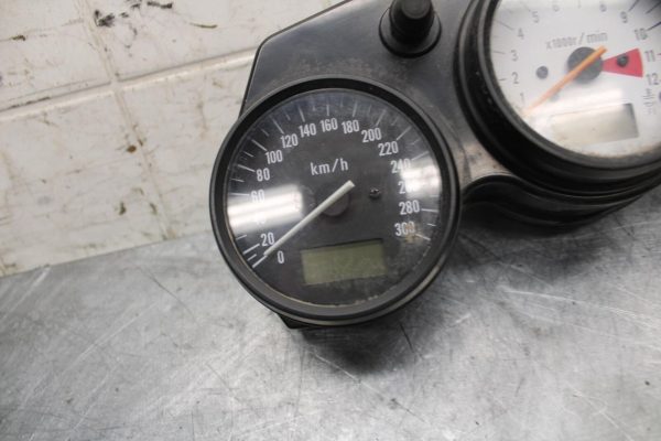 1998 Suzuki TL1000S SPEEDO TACH GAUGES DISPLAY CLUSTER SPEEDOMETER  BB508 - Image 3