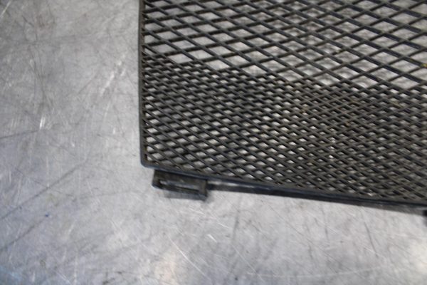 2005 Honda CBR1000RR OIL COOLER GRILL GUARD BB528 - Image 5