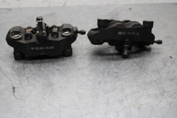 2006 Suzuki GSXR600 RIGHT LEFT FRONT BRAKE CALIPER SET PAIR CALIPERS  BB447 - Image 7