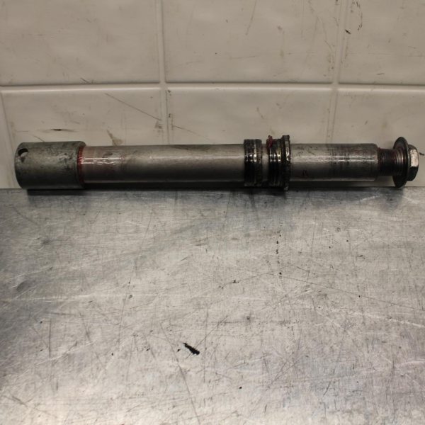 2008 Honda CBR1000RR FRONT WHEEL RIM AXLE PIVOT BOLT 44301-MFL-000 BB579