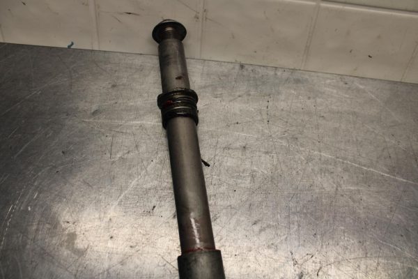 2008 Honda CBR1000RR FRONT WHEEL RIM AXLE PIVOT BOLT 44301-MFL-000 BB579 - Image 10