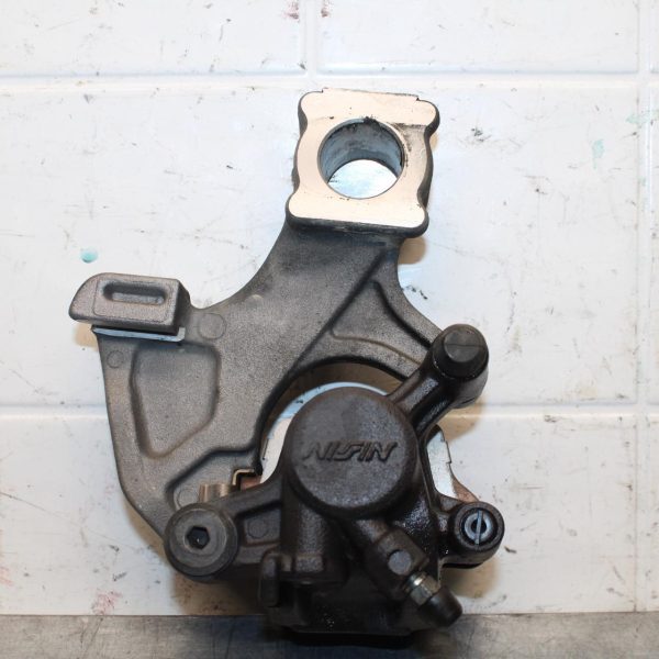 2017 Suzuki GSXR600 REAR BRAKE CALIPER W MOUNT BRACKET 69100-47H10-999 BB598