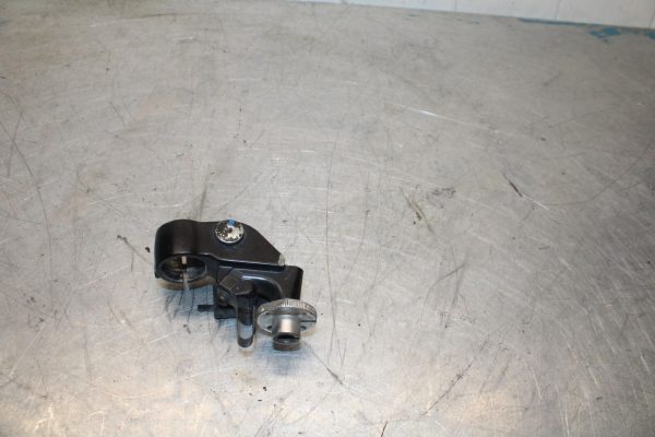 06-07 SUZUKI GSXR750 CLUTCH LEVER PERCH MOUNT BRACKET BB424 - Image 3