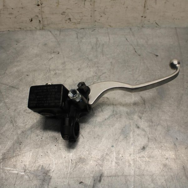 17 KAWASAKI VERSYS-X 300 FRONT BRAKE MASTER CYLINDER w/ LEVER BB504