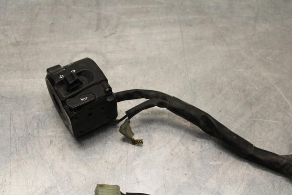 2006 Yamaha YZF R6 LEFT CLIP ON HANDLE HORN SIGNALS SWITCH SWITCHES BB560 - Image 11