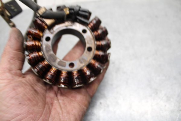 89-90 YAMAHA FZR600 STATOR GENERATOR ALTERNATOR MAGNETO 3HE-81410-01-00 BB76 - Image 13