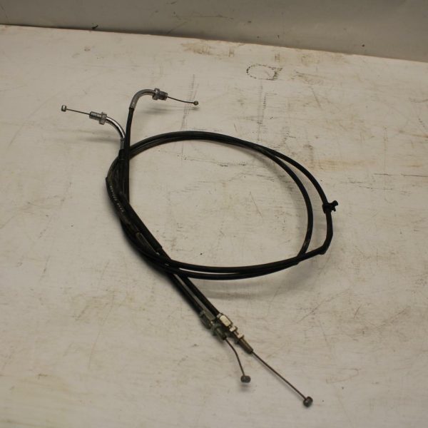 05-07 HONDA VTX1800F2 THROTTLE CABLES LINES BB351