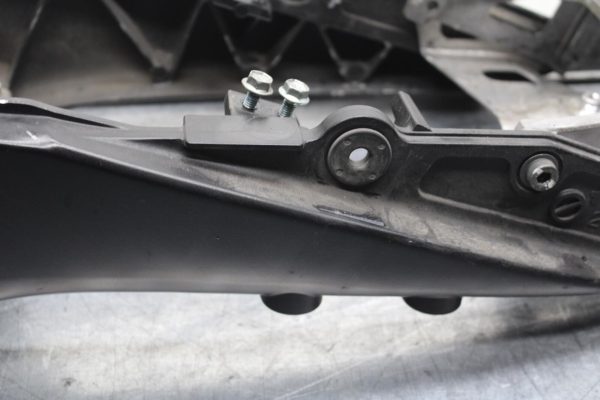 06-07 SUZUKI GSXR750 REAR SUBFRAME SUB FRAME 41211-01H00-YAP 41231-41G10 BB613 - Image 12