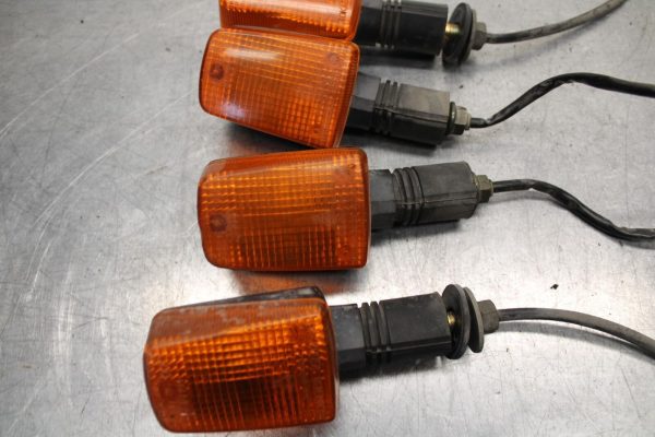 1995 Suzuki RF600R GSXR FRONT REAR  LEFT RIGHT TURN SIGNALS LIGHT  BB615 - Image 5