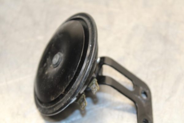 20 SUZUKI GSXR 1000 HORN SIGNAL BB597 - Image 5