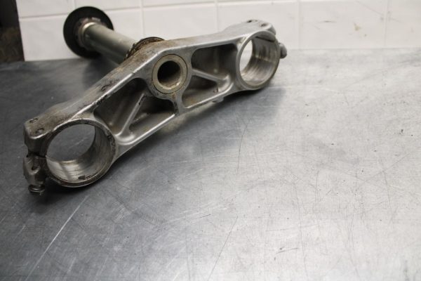 2008 Honda CBR1000RR  FORKS CLAMP LOWER TRIPLE TREE STEM 53219-MFL-000 BB579 - Image 8