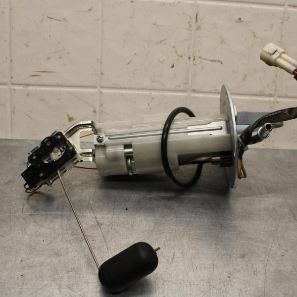 2015 Suzuki GSXR750 FUEL PUMP GAS PETROL SENDER UNIT 15100-14J01 BB595