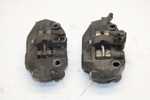 04-05 HONDA CBR1000RR RIGHT LEFT FRONT BRAKE CALIPER SET PAIR CALIPERS BB242 - Image 5