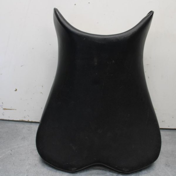 06-07 SUZUKI GSXR 600 FRONT DRIVERS SEAT PAD SADDLE PILLION BB621