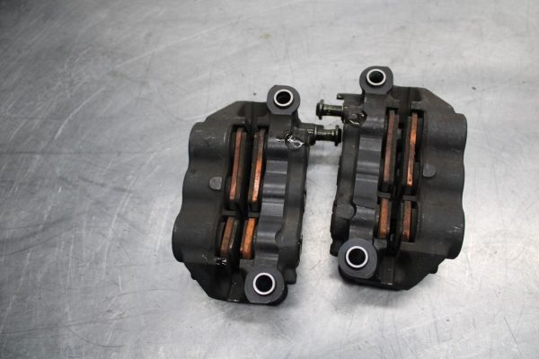 09-14 YAMAHA YZF R1 RIGHT LEFT FRONT BRAKE CALIPER SET PAIR CALIPERS BB471 - Image 3