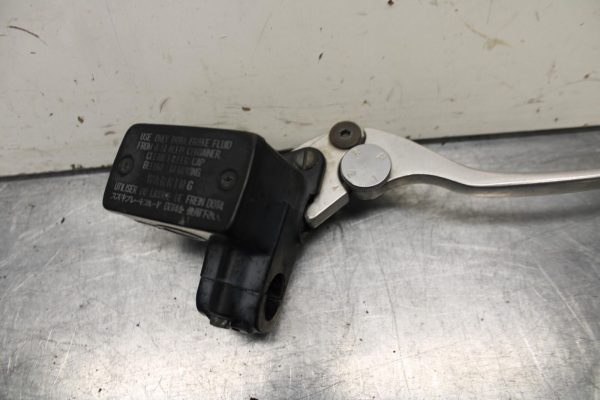 1995 Suzuki RF600R FRONT BRAKE MASTER CYLINDER w/ LEVER BB615 - Image 4