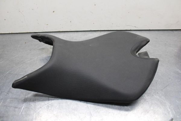 20-23 APRILIA RS660 FRONT DRIVERS SEAT PAD SADDLE PILLION BB611 - Image 6