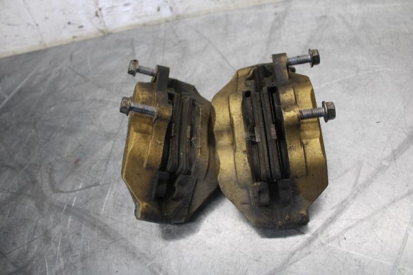 2001 Honda CBR929RR RIGHT LEFT FRONT BRAKE CALIPER SET PAIR CALIPERS BB515 - Image 7