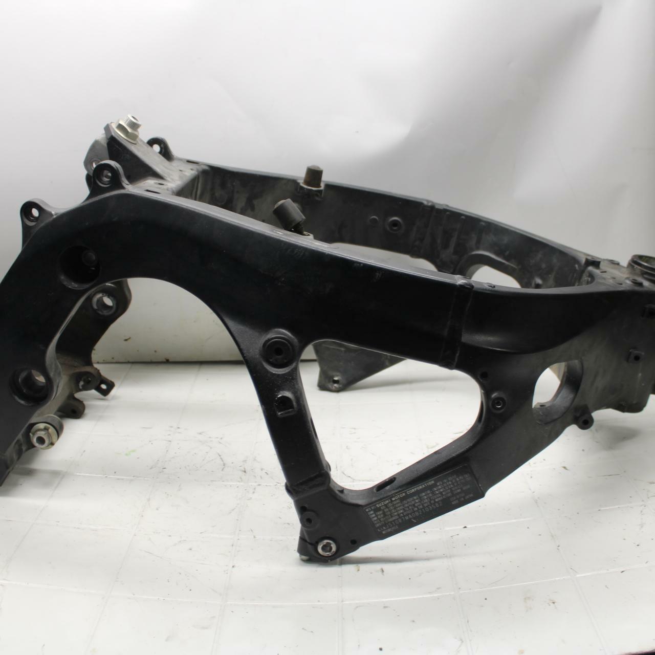 08-10 SUZUKI GSXR750 FRAME CHASSIS BB396b - Bike Breakers Canada