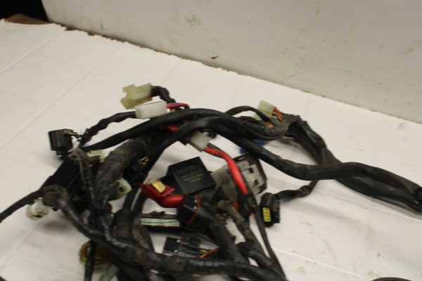 08-16 YAMAHA YZF R6 MAIN ENGINE WIRING HARNESS MOTOR WIRE LOOM BB406 - Image 3