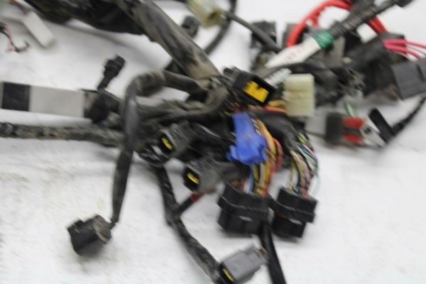 08-17 YAMAHA YZF R6 MAIN ENGINE WIRING HARNESS MOTOR WIRE LOOM BB354 - Image 6