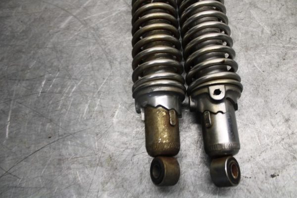 1982 Suzuki GS450L REAR BACK SHOCK ABSORBER BB52 - Image 4