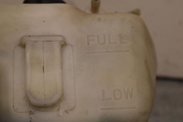 1998 Yamaha Vmax 1200 VMX1200 COOLANT WATER TANK RESERVOIR BOTTLE BB620 - Image 13