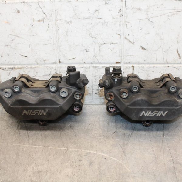 2006 Honda CBR600F4i RIGHT LEFT FRONT BRAKE CALIPER SET PAIR CALIPERS BB567