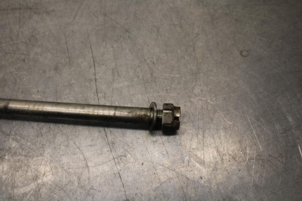 2015 Kawasaki Ninja 300 EX300 FRONT WHEEL RIM AXLE PIVOT BOLT 41068-0024 BB61 - Image 3