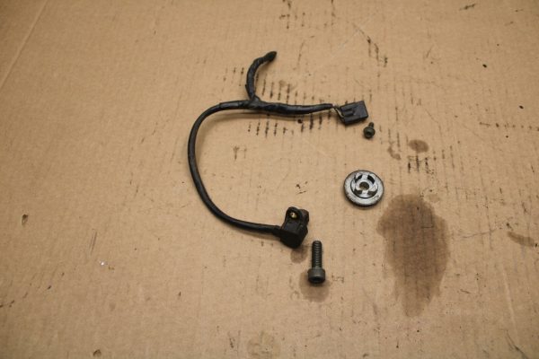 01 SUZUKI GSXR1000 SPEED SPEEDOMETER SENSOR BB155b - Image 4