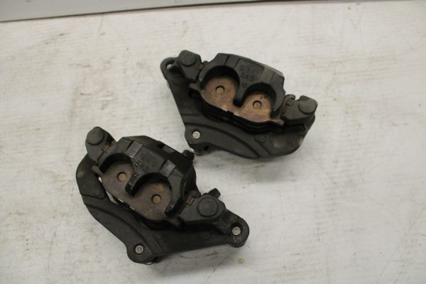 09 YAMAHA FZ6 RIGHT LEFT FRONT BRAKE CALIPER SET PAIR CALIPERS BB295 - Image 6