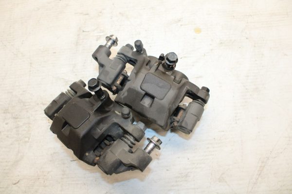 09 YAMAHA FZ6 RIGHT LEFT FRONT BRAKE CALIPER SET PAIR CALIPERS BB295 - Image 7