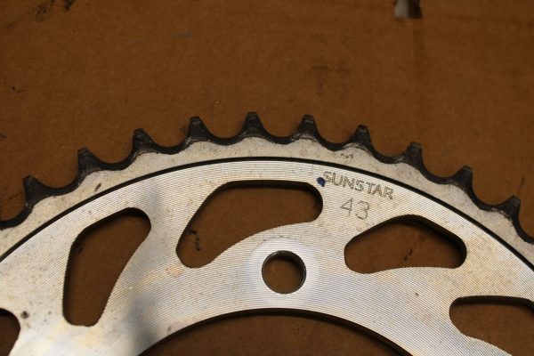 19-21 YAMAHA YZF R3 REAR BACK SPROCKET W FRONT & CHAIN BB378 - Image 5