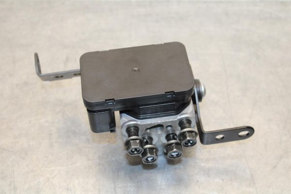 19-22 KAWASAKI Z400 ABS PUMP UNIT MODULE BB70 - Image 11