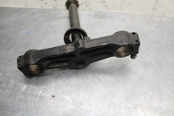 1981 Suzuki GS850G FRONT FORKS CLAMP LOWER TRIPLE TREE STEM BB37 - Image 7